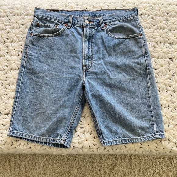 LEVI'S Classic Blue Denim 505 High Waisted Bermuda Jean Shorts - Picture 5 of 10